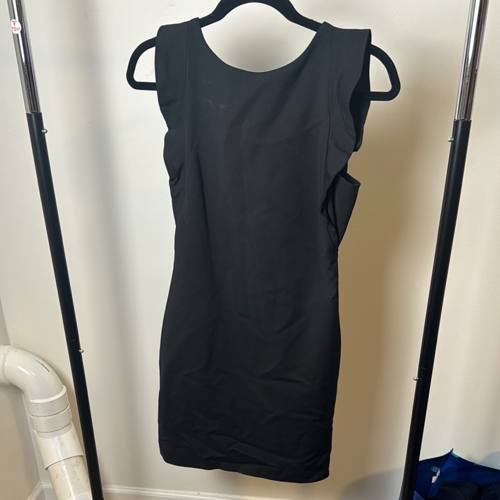 Women's Trafaluc Black Fitted Black Ruffle Sleeve Low Back Cocktail Mini Dress M